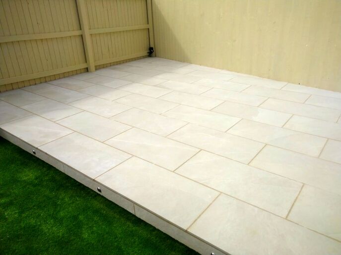 Porcelain patio grouting