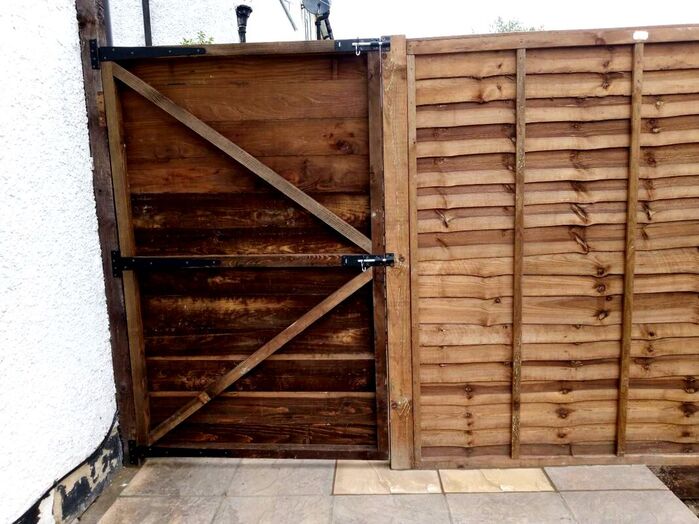 diy wooden gate