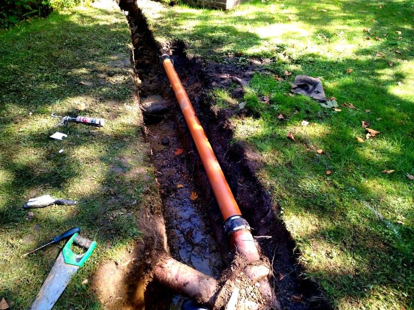 Garden drainage pipe repair