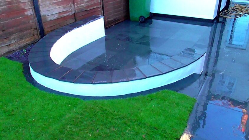 Curved slate lawn edging