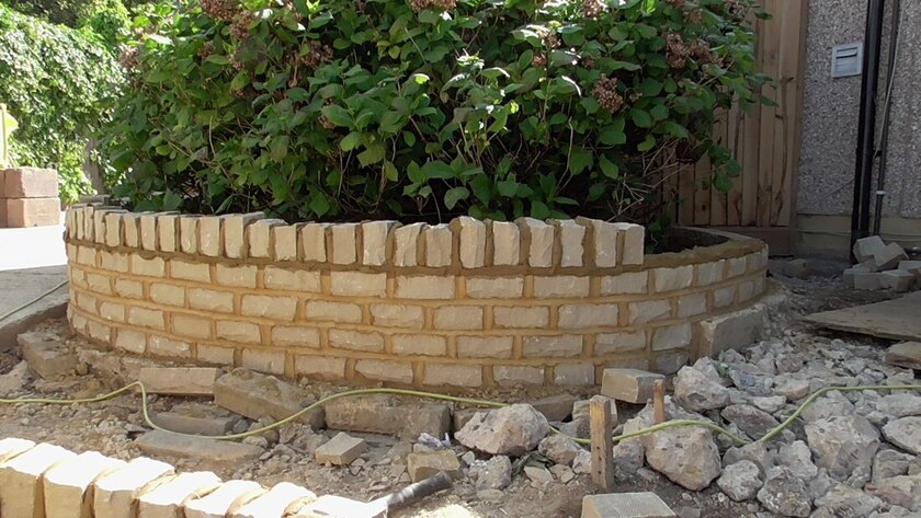 Marshalite walling bricks