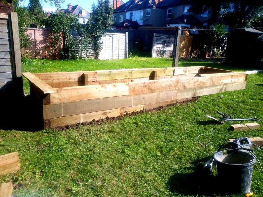 Raised bed built on a slope