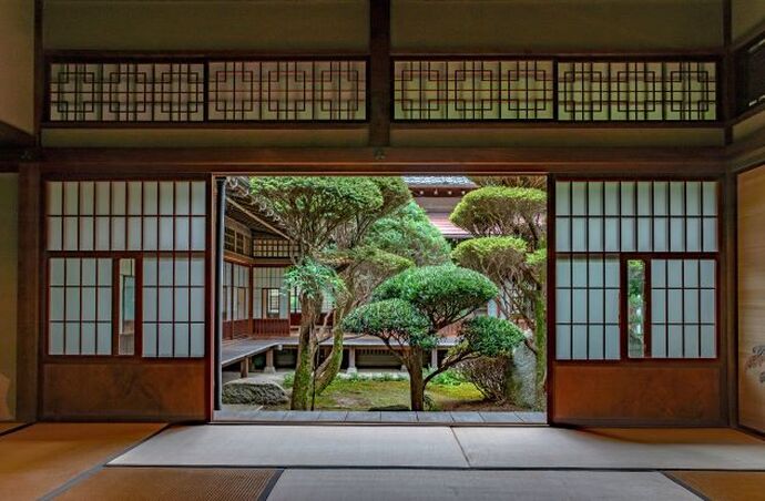 Japanese garden screens