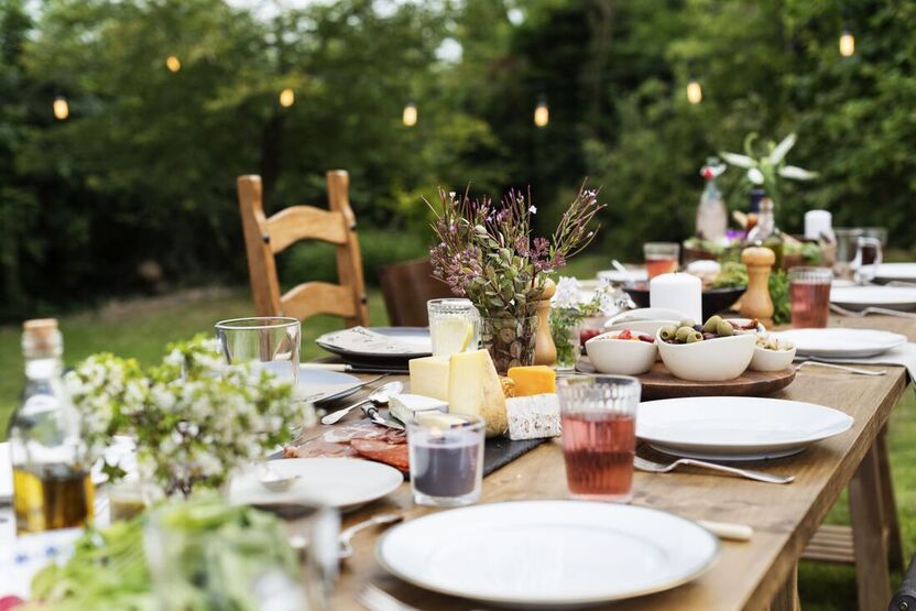 Outdoor dining English garden