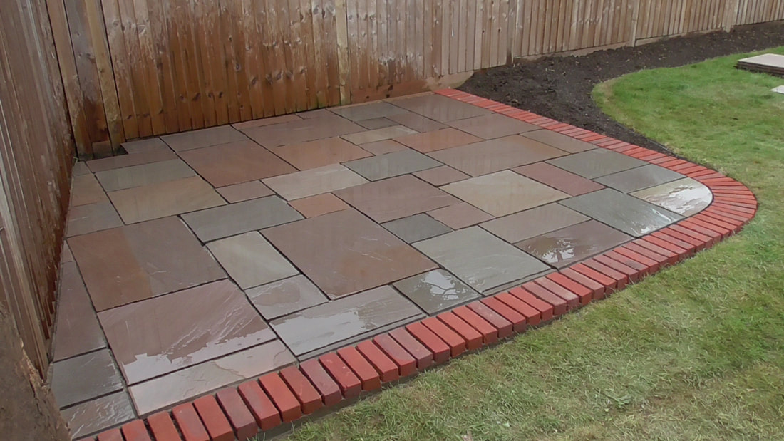 Patio with straight joint lines